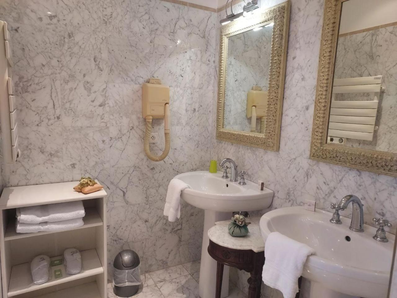 Grand Des Ambassadeurs Hotel Menton