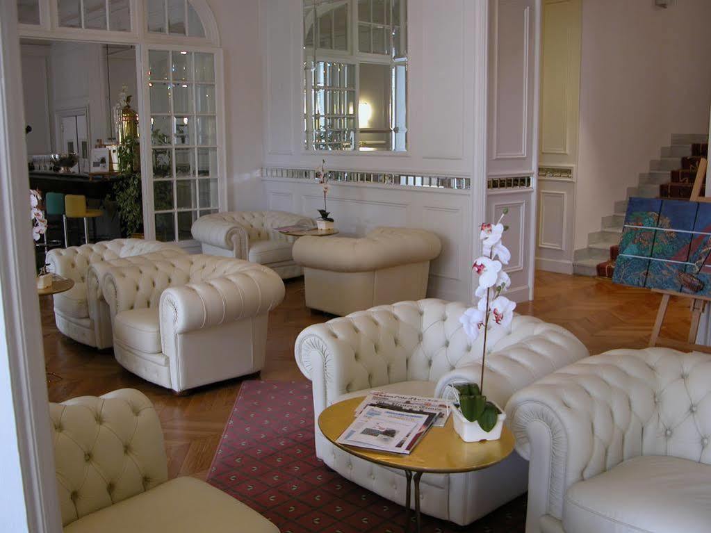 Grand Des Ambassadeurs Hotel